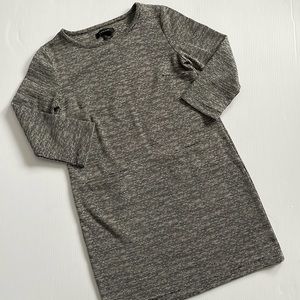 Tahari black, white & gray knit, 3/4 sleeve, shift dress.  Women’s size small